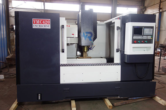 เครื่องบด VMC420 CNC Center Vertical Machining เครื่องบด 380V 50HZ