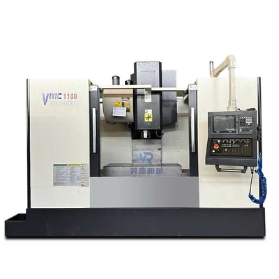 VMC1160 ศูนย์แปรรูป CNC แบบตั้งแม่นยําสูง สปินด์เดียว BT40 ระบบควบคุม Fanuc เครื่องบด CNC แบบตั้ง