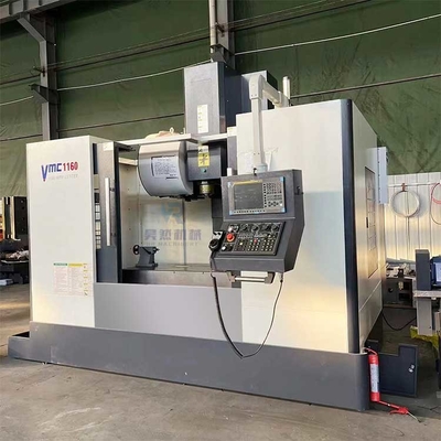 เครื่องบด CNC Vmc1160 CNC ศูนย์แปรรูปตั้งด้วย Bt40 Spindle