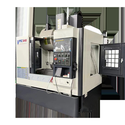 CNC ศูนย์แปรรูปตั้งขนาดเล็ก VMC640 เครื่องแปรรูปศูนย์แปรรูปสี่แกน