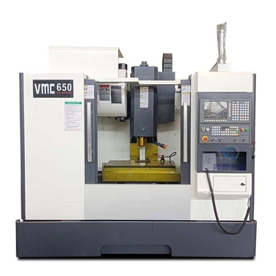 ศูนย์แปรรูป CNC VMC650 ไต้หวัน Spindle CNC เครื่องบดตั้ง